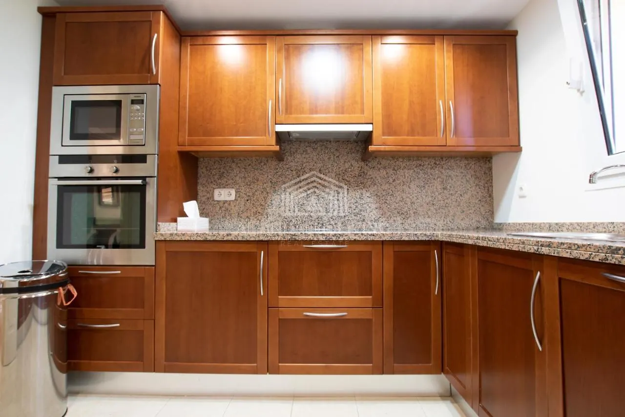 Spacious Perfectly Maintained House With Private Garden And Communal Pool In Riviera Del Sol Villa Malaga