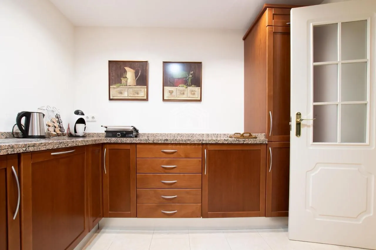Spacious Perfectly Maintained House With Private Garden And Communal Pool In Riviera Del Sol Villa Malaga Spain